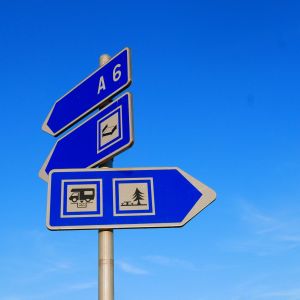 Изготовление информационных табличек (фото) | Рекламно-производственная фирма «Аксель» Изготовление информационных табличек (фото)